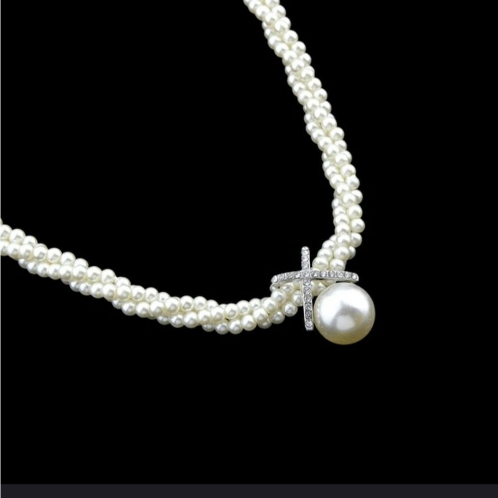 Beautiful Choker Necklace